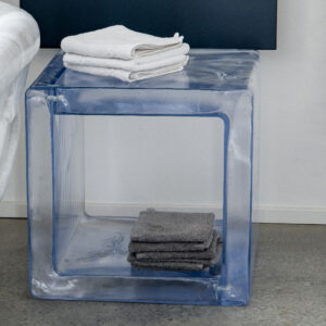 Sessantanove Transparent Cube